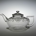 Pyrex Teapot, Corning Glass Works, designed by Frederick Carder, about 1922-1925, H: 14.6 cm W: 26 cm D: 17.7 cm, gift of June Franklin Wynne in memory of Anna Youngflesh (2003.4.75).