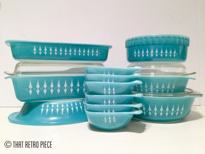 Agee Pyrex 'Turquoise with White Spears' (1966-68), affectionately known as Picket Fence!