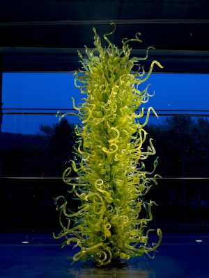 Fern Green Tower, Dale Chihuly (American, b. 1941), 1999/2013, Seattle, Wash., 2000.4.6. Gift of the artist. © Dale Chihuly