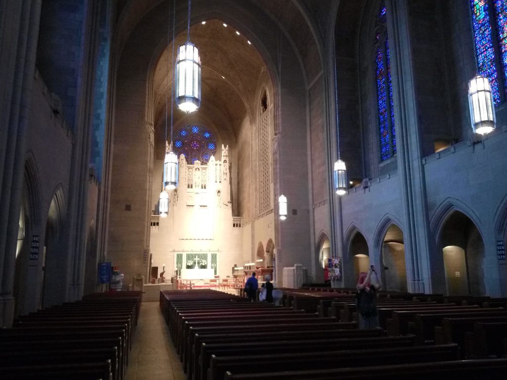 The interior of the Church of the Heavenly Rest.